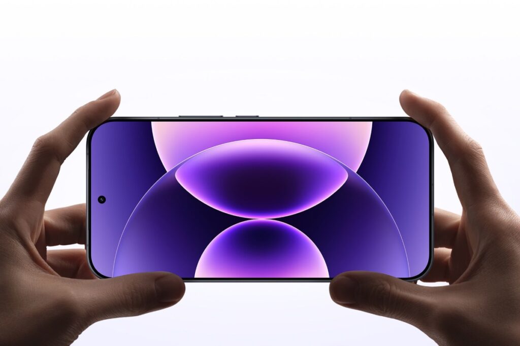 Xiaomi 17 Max appeared on the scene with the new generation Snapdragon processor