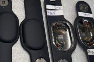 Apple’s black Vision Pro prototype leaked