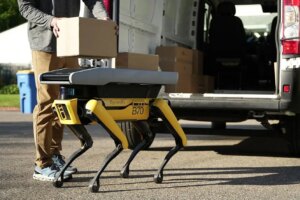 Boston Dynamics turns $75,000 Spot into a delivery assistant
