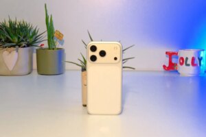 August 10 price increase claim for iPhone 17 emerged