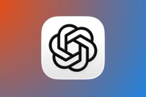ChatGPT opens the last four photos on iPhone with a single gesture