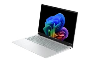 HP OmniBook 5 16 brings together Panther Lake with a 1,100 nits OLED screen