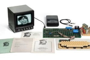 One of Apple’s first computers could sell for $800,000